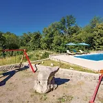 Дом отдыха Pet Friendly In