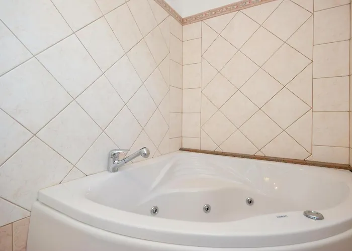 4 Bedroom Stunning In Сasa de vacaciones *