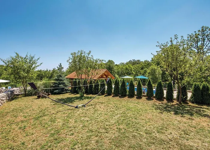 4 Bedroom Stunning In *
