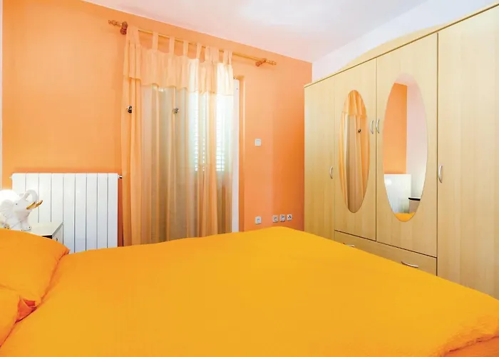 4 Bedroom Stunning In Сasa de vacaciones *