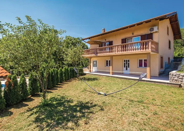 4 Bedroom Stunning In Сasa de vacaciones *