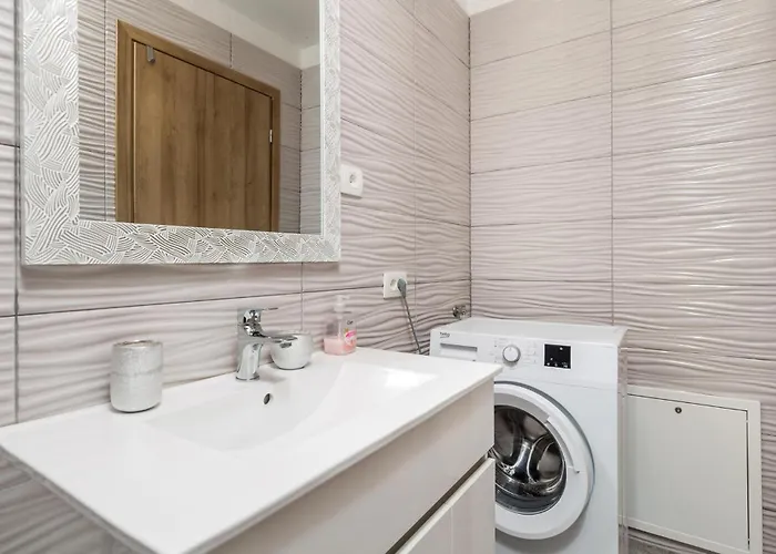 4 Bedroom Stunning In * Viskovo